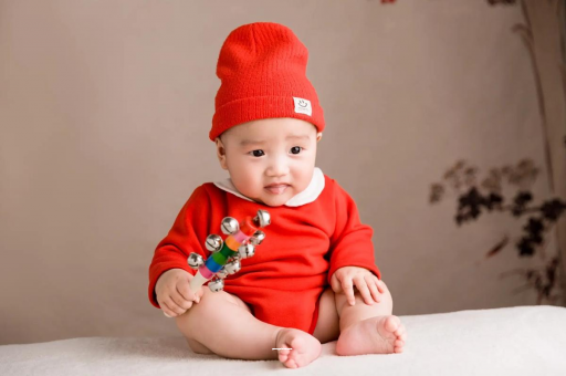 宜都六个月宝宝总是摇头 宜都六个月宝宝总是摇头